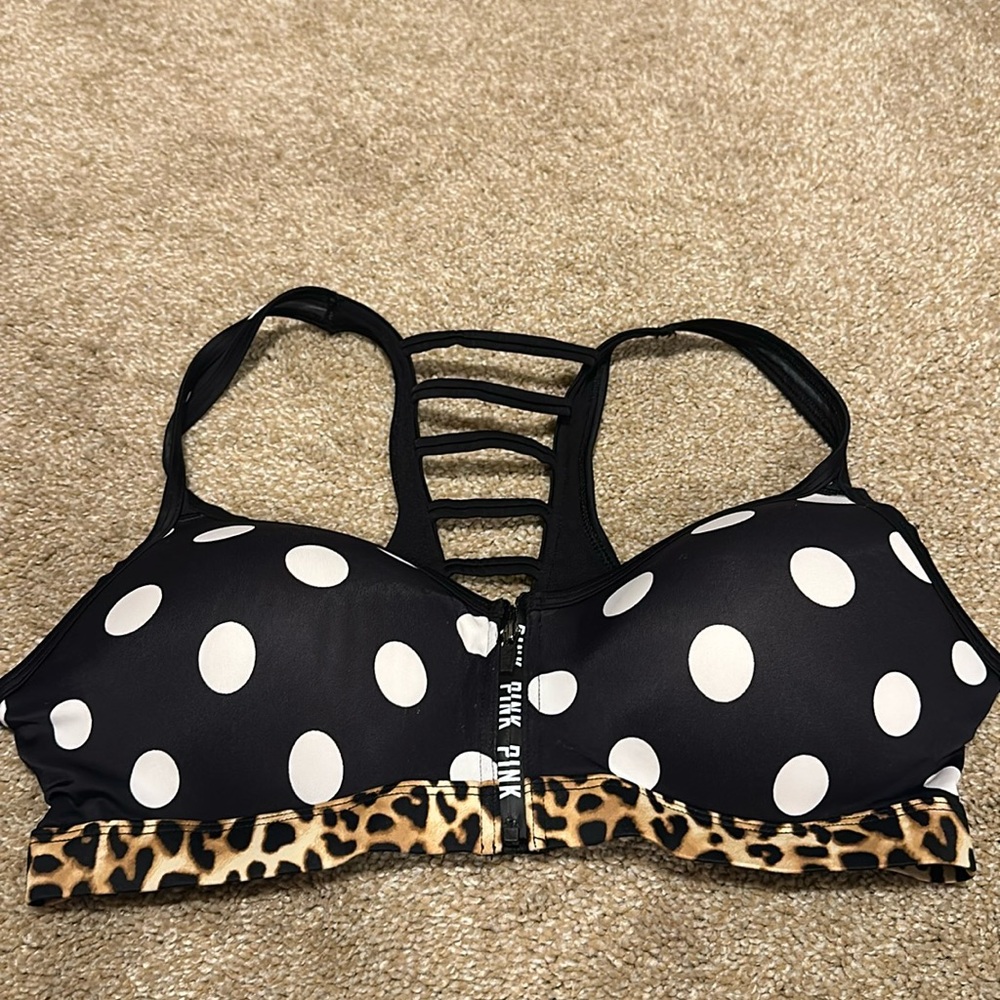 Sports bra
